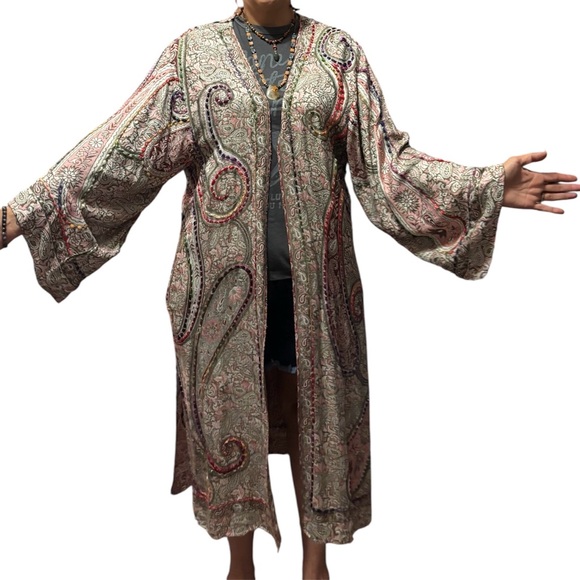 46. Raj Multicolor Paisley Kimono - Picture 5 of 6